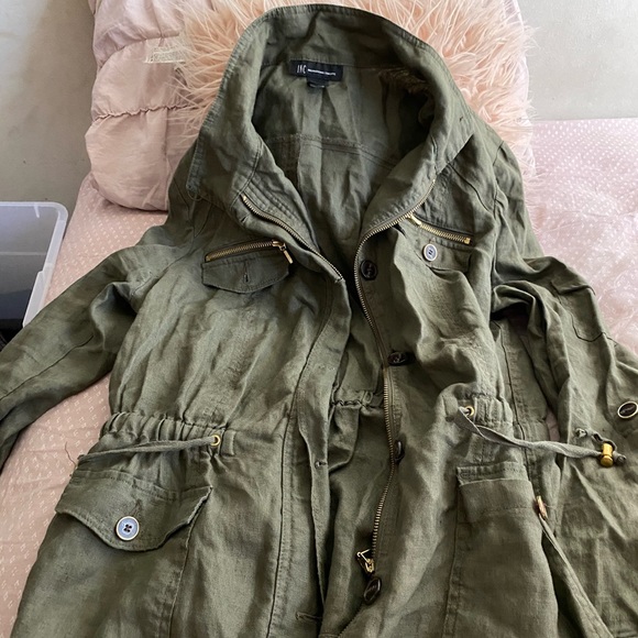 Lightweight jacket - Picture 2 of 3